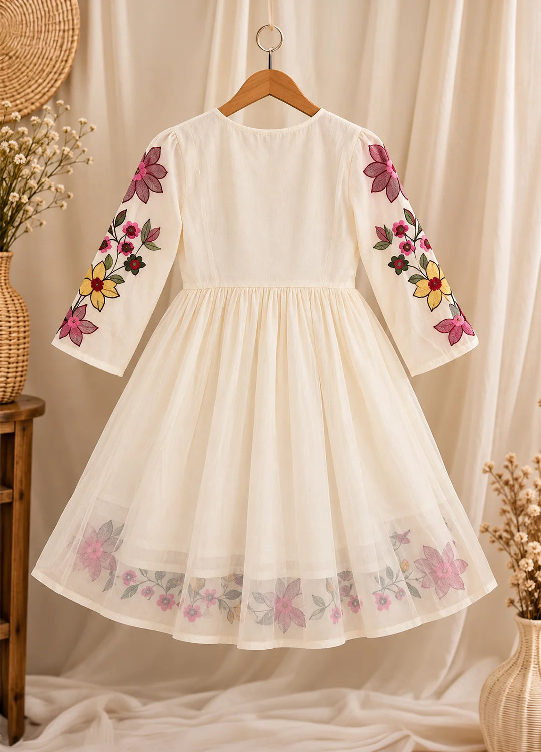 VN Ivory Cotton Floral Embroidered Flared Top