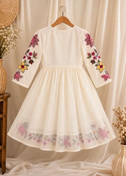 VN Ivory Cotton Floral Embroidered Flared Top
